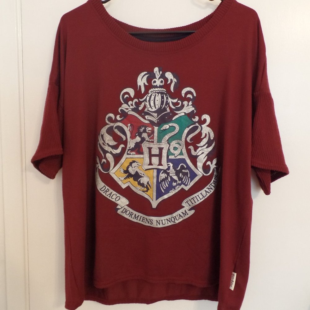 Harry Potter Hogwarts Crest Short Sleeve